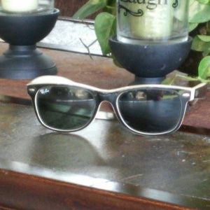 COPY - Ray-Ban Wayfarer two tone sunglasses